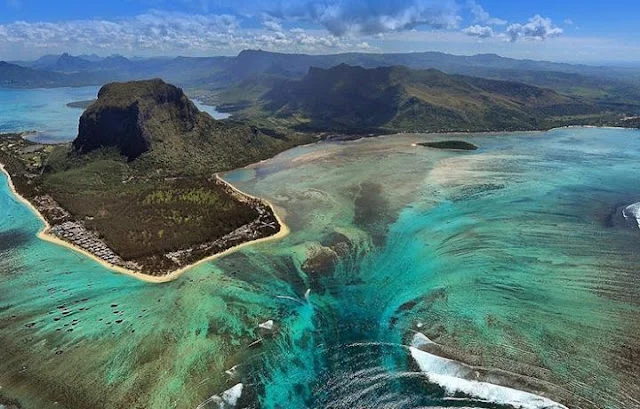 sand falls Mauritius - undersea waterfall - MAHO on Earth Adventure Travel Tours