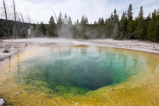 Pictures of Yellowstone National Park