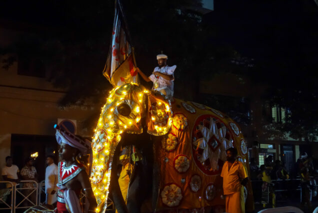 Kandy Esala Perahera