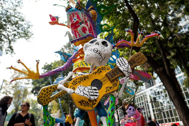Alebrijes Mexico City Day of Dead Parade 37