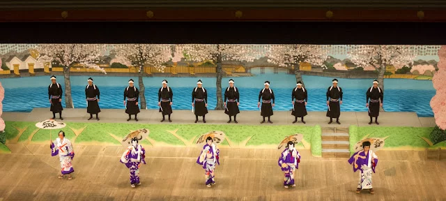 Kabuki-za_Theatre-Tokyo-Japan