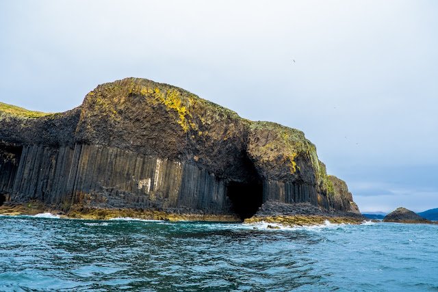 Isle Staffa Fingals Cave Scotland 33